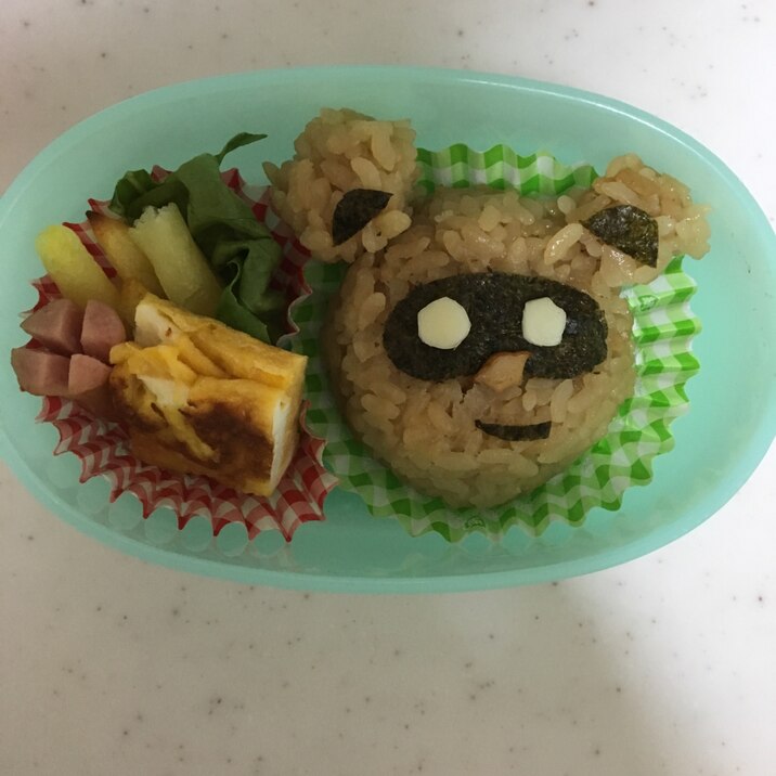 たけのこ炊き込みご飯のタヌキお弁当(^○^)